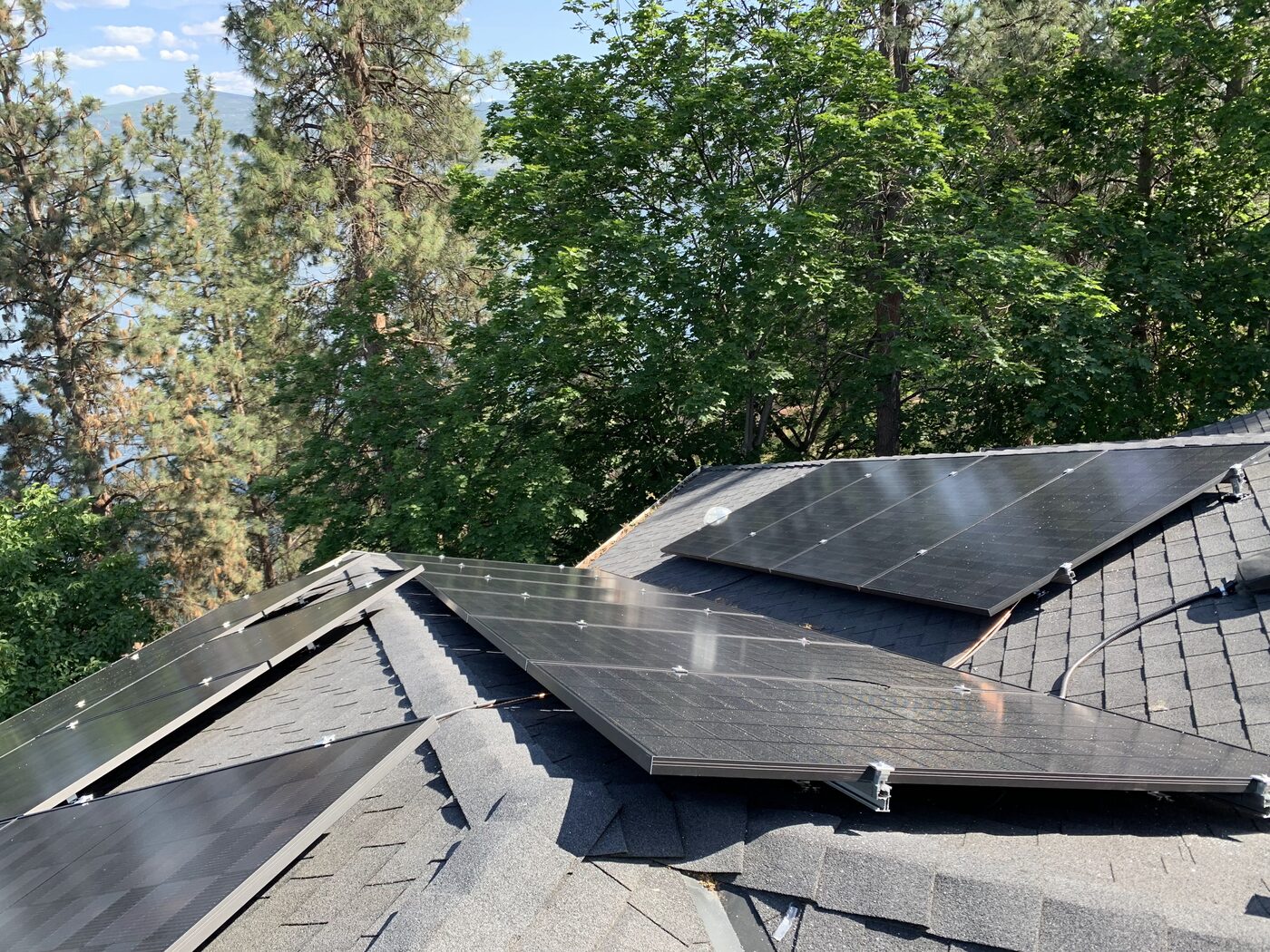 Residential solar with Okanagan lake view